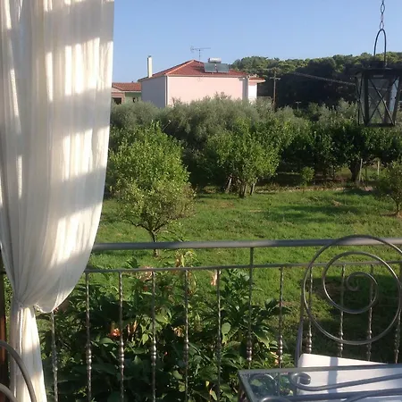 Holiday home Maria's
